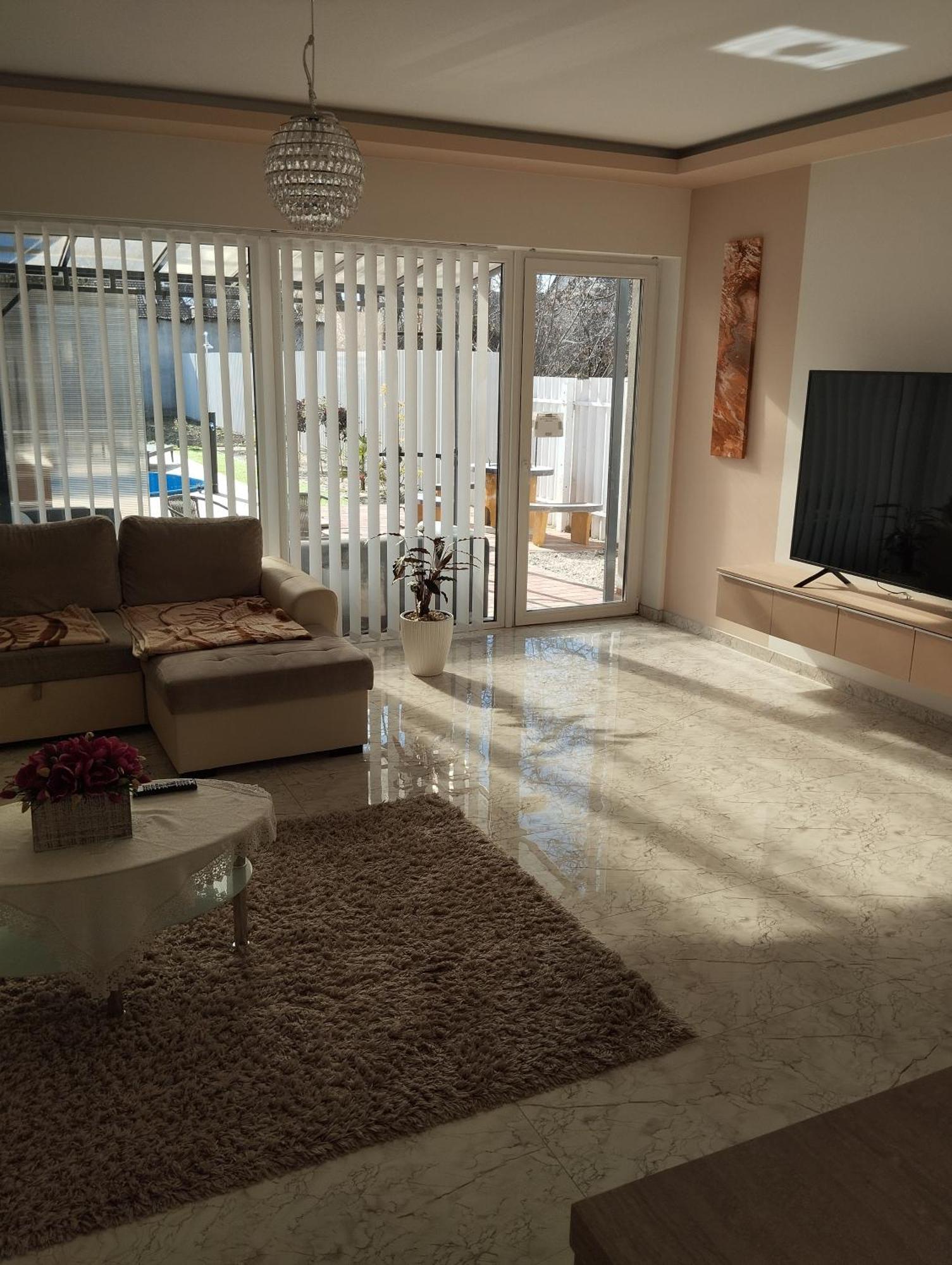 Sarkcsillag Teljes Csaladihaz- Star Complete Family House Lägenhet Szeged Exteriör bild